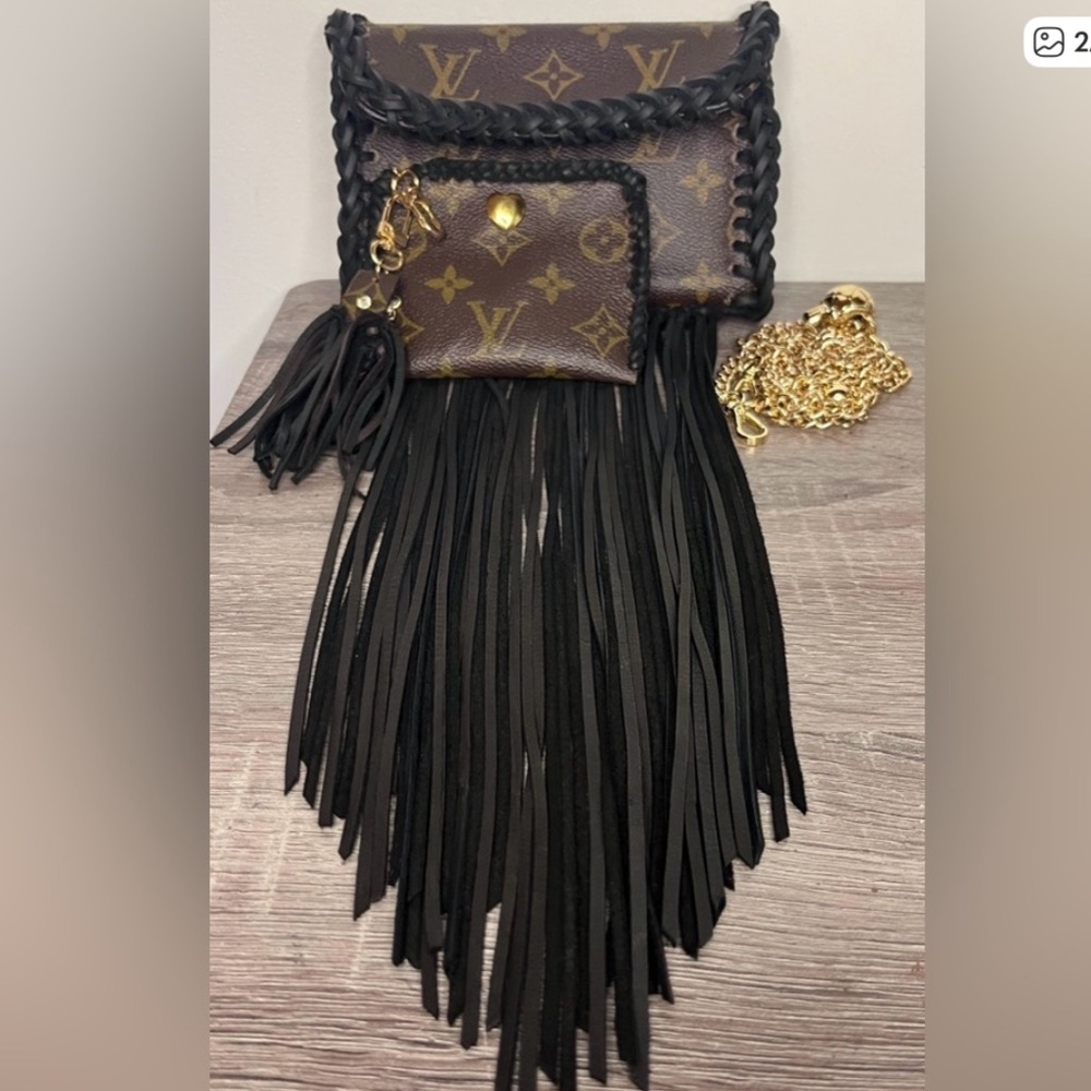 Louis Vuitton Brown and Black Fringe Bag - Picture 2 of 13